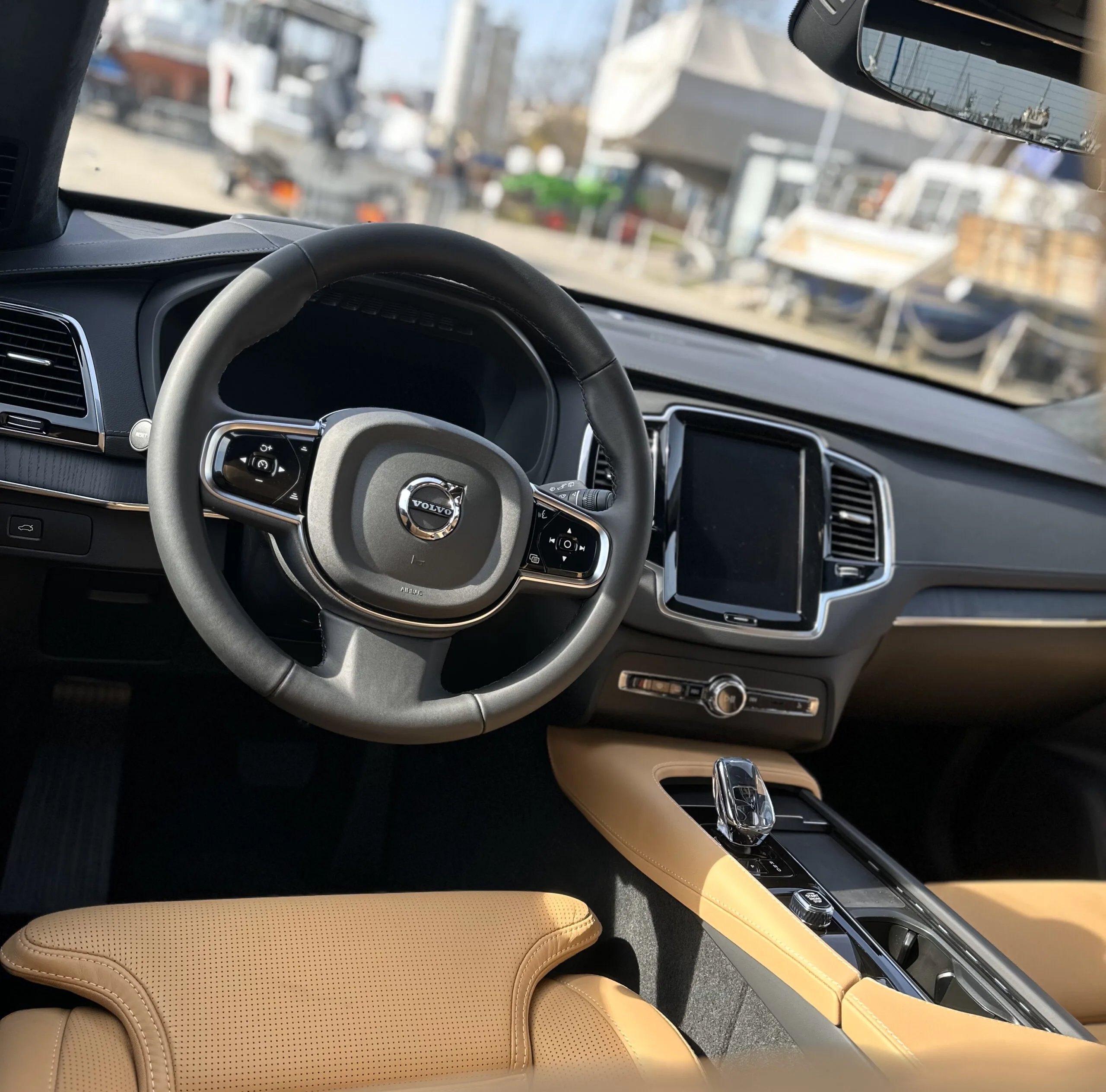 Volvo XC90 - wnętrze