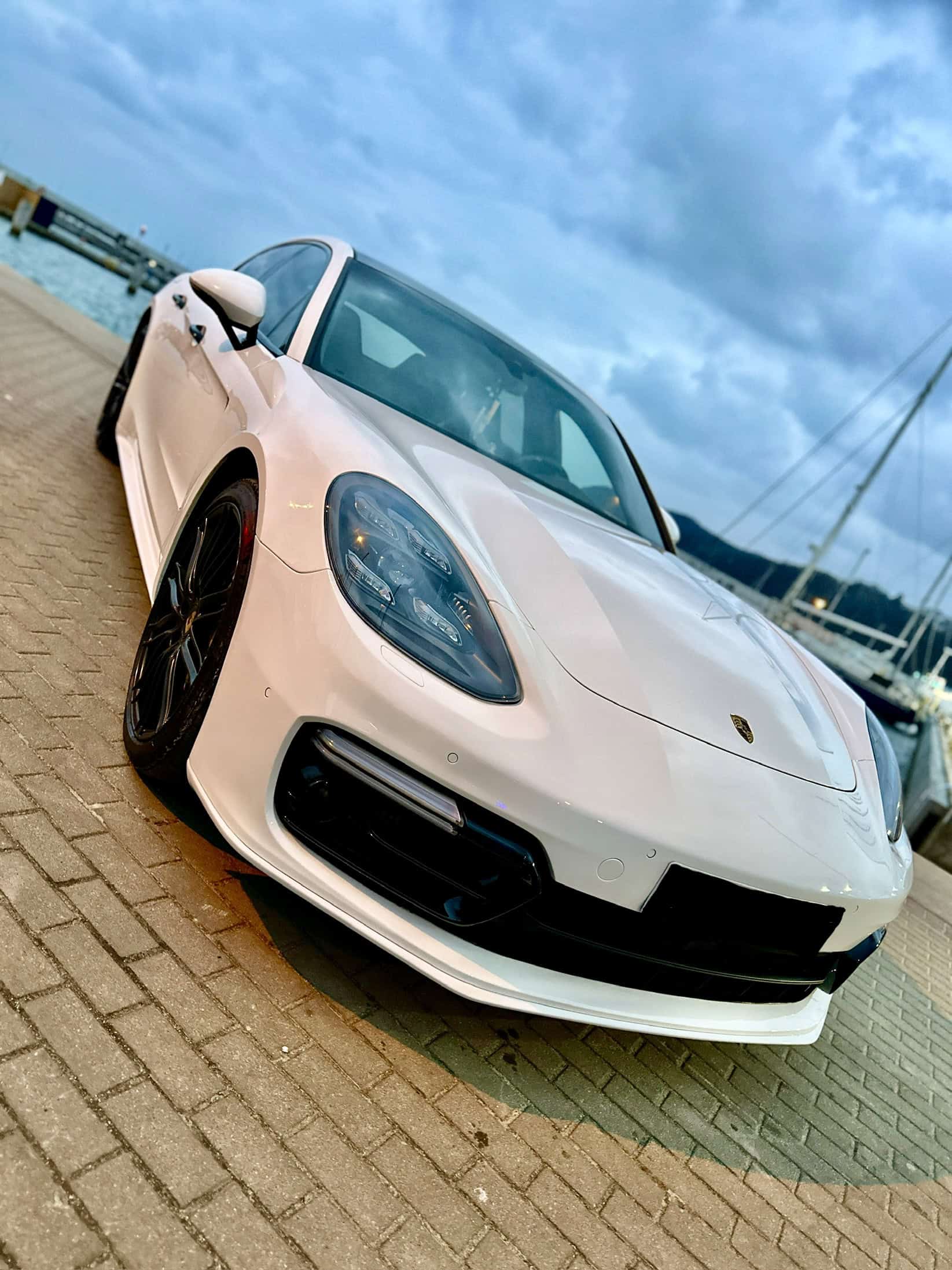 Porsche Panamera 4S