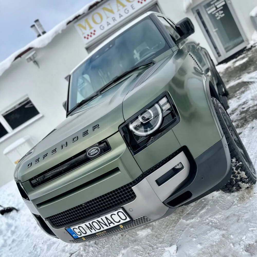 Land Rover Defender